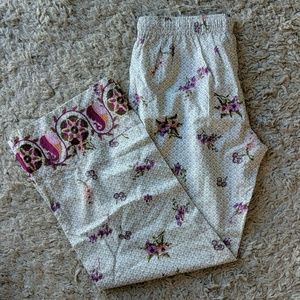 Beautiful light lounge pants with embroidery